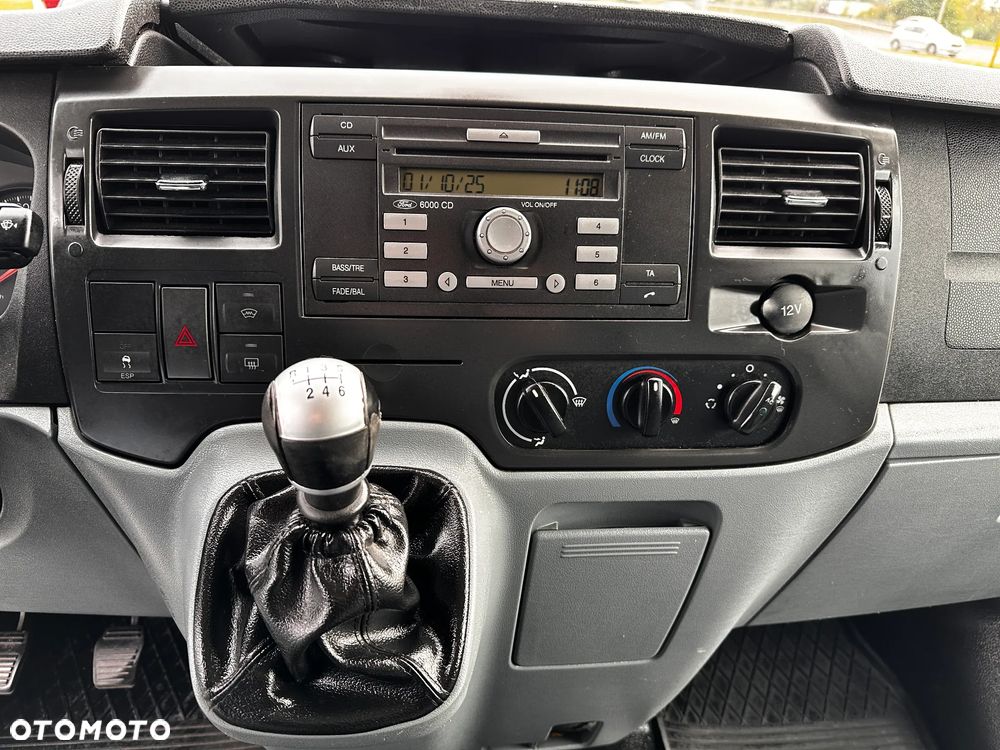 Ford Transit - 16