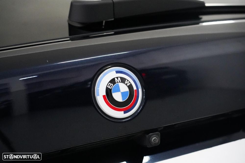 BMW X5 45 e xDrive Pack M 50 anos - 30