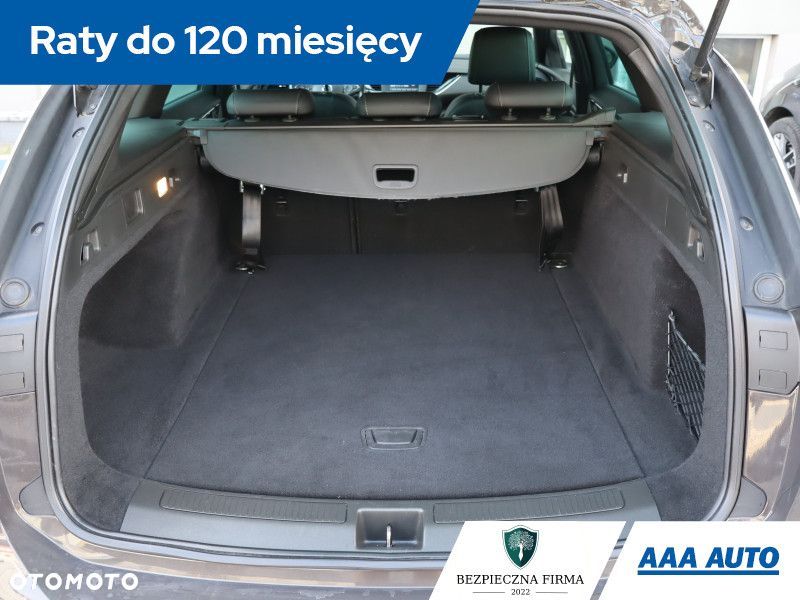 Opel Insignia - 16