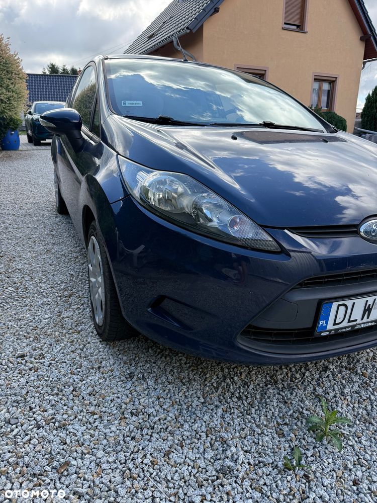 Ford Fiesta 1.25 Ambiente - 2
