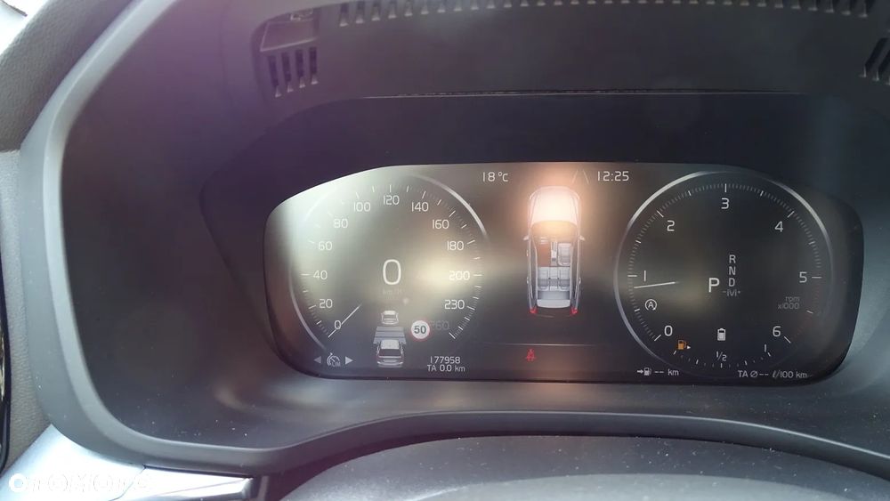 Volvo XC 60 B4 D AWD Geartronic Inscription - 30