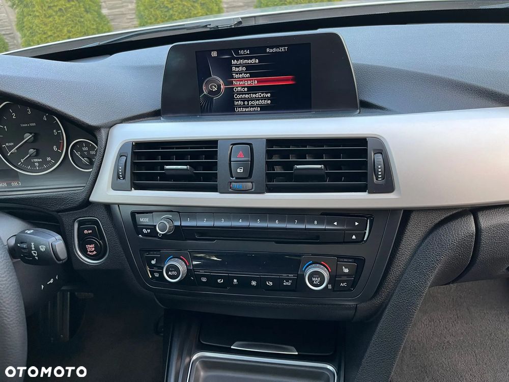 BMW 3GT 318d Modern Line - 34