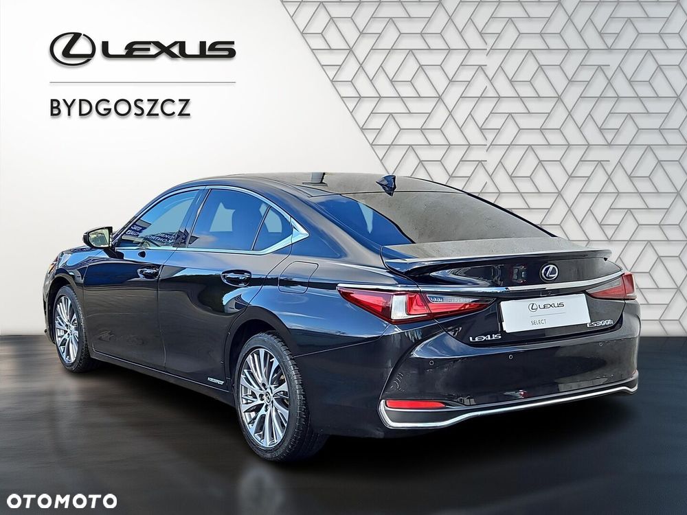 Lexus ES 300h Prestige - 4