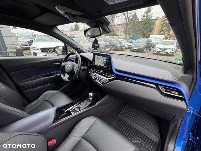 Toyota C-HR 1.8 Hybrid Neon Lime powered by JBL - 29