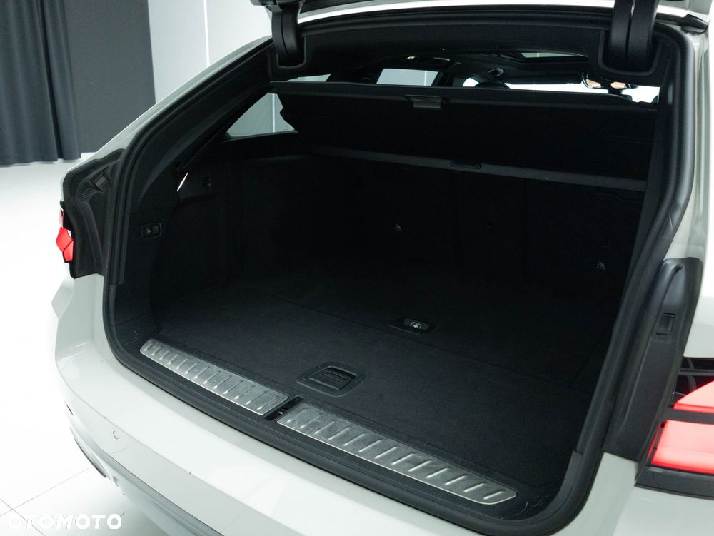 BMW Seria 5 530i xDrive M Sport Edition - 40
