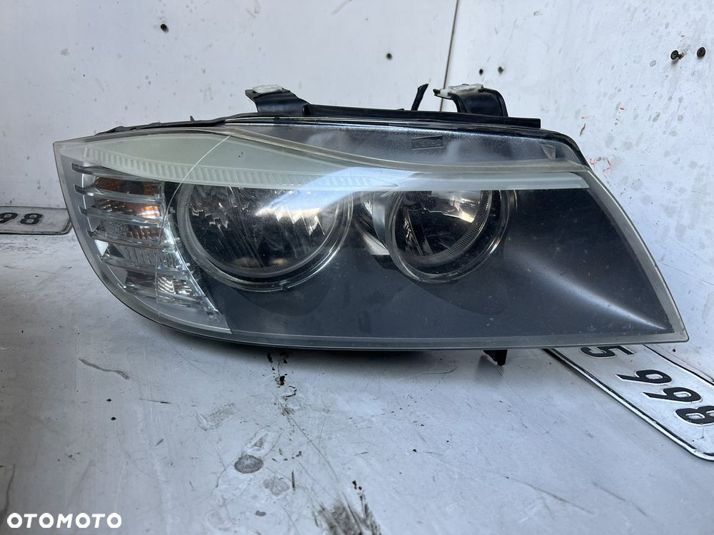 Lampy przednie Bmw e90 e91 lift LCi przód lewa prawa UK kompletne Ładne całe