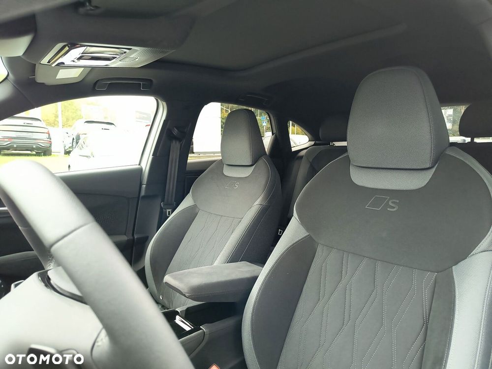 Audi Q3 Sportback - 12