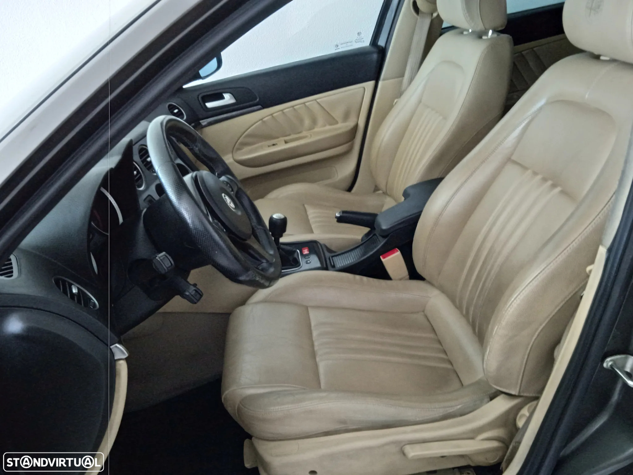 Alfa Romeo 159 Sportwagon 2.0 JTDm Distinctive - 11