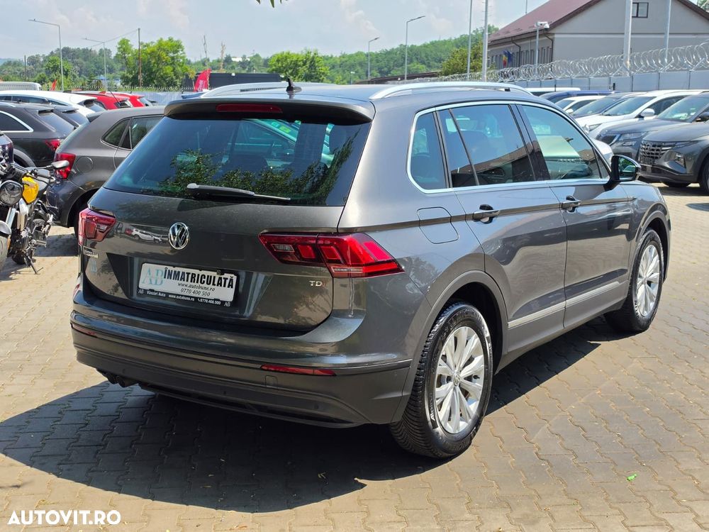 Volkswagen Tiguan - 5