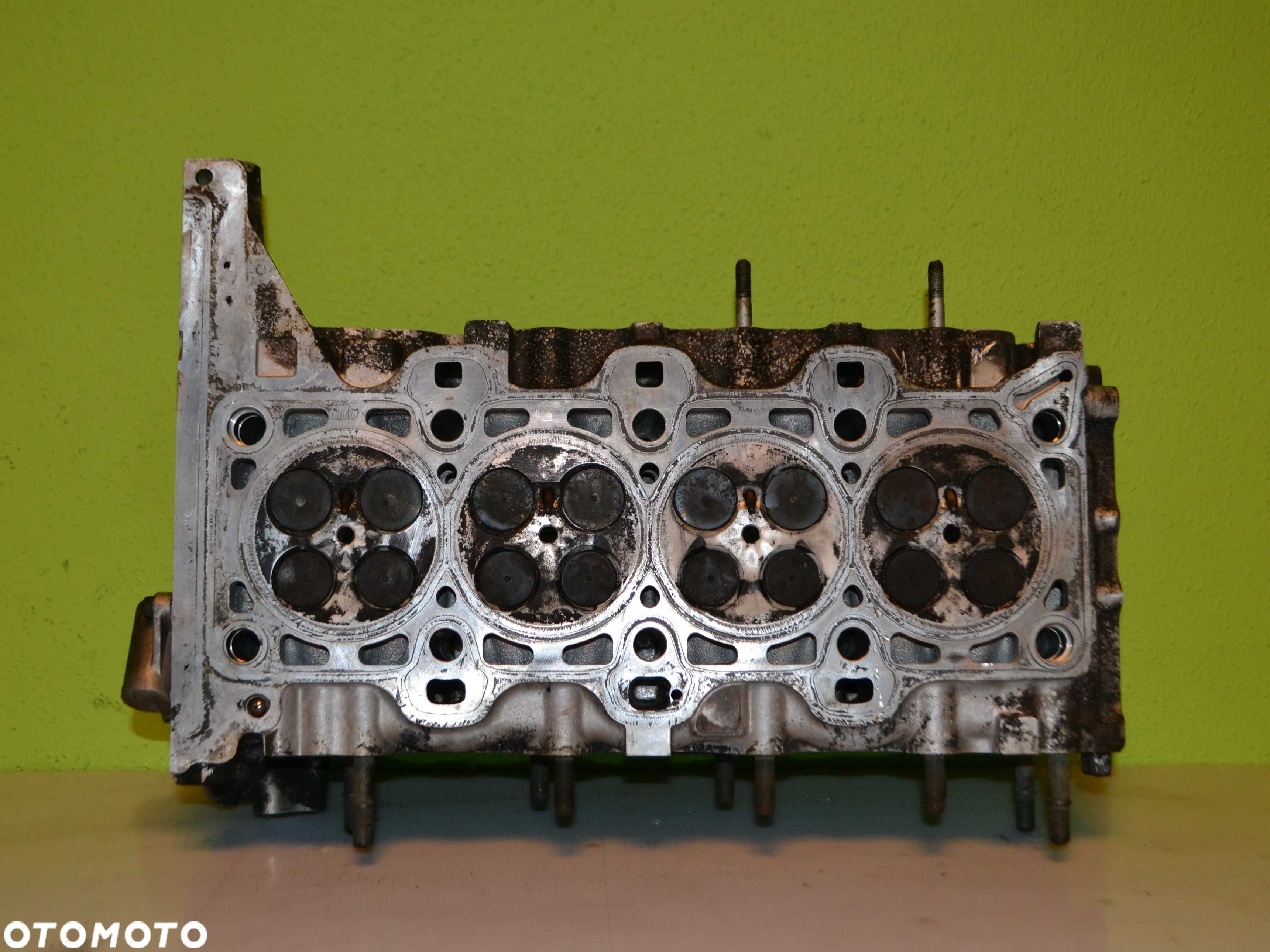 Głowica Silnika HYUNDAI IX 35  SANTA FE 2.0 CRDI - 2