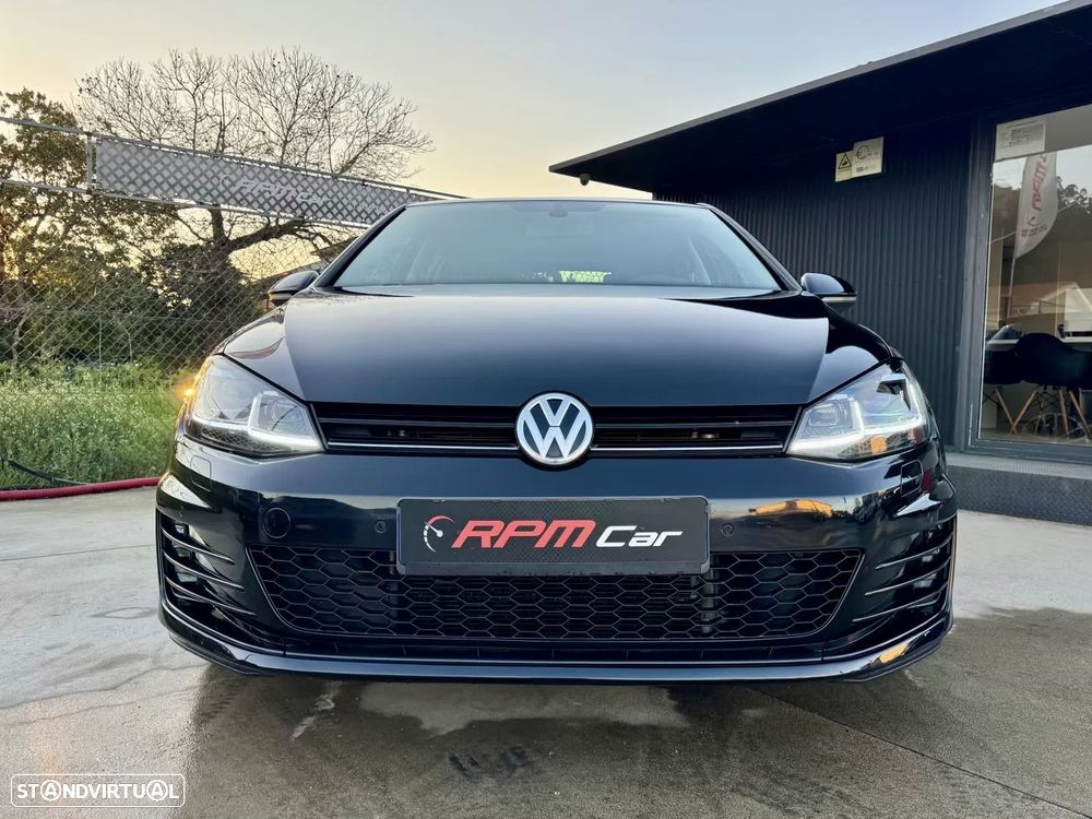 VW Golf 2.0 TDI Highline DSG - 2
