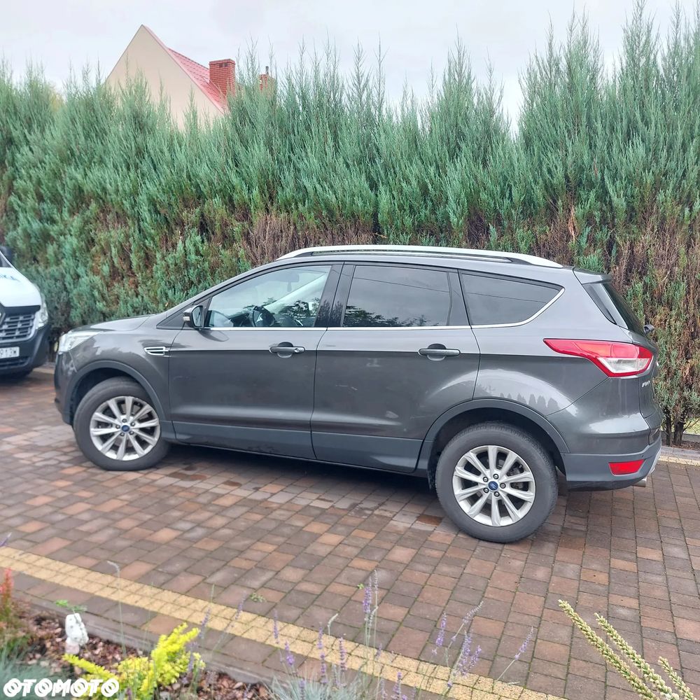 Ford Kuga 2.0 TDCi AWD Titanium - 2