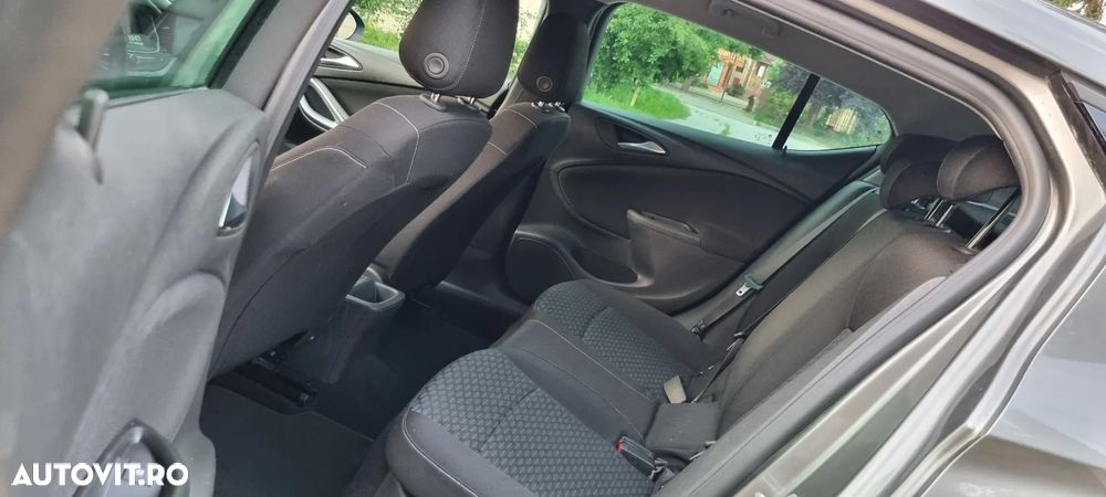 Opel Astra 1.6 CDTI ECOTEC ECOFlex Start/Stop Selection - 11