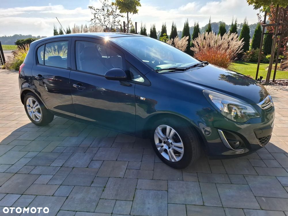 Opel Corsa 1.4 T Cosmo S&S - 26