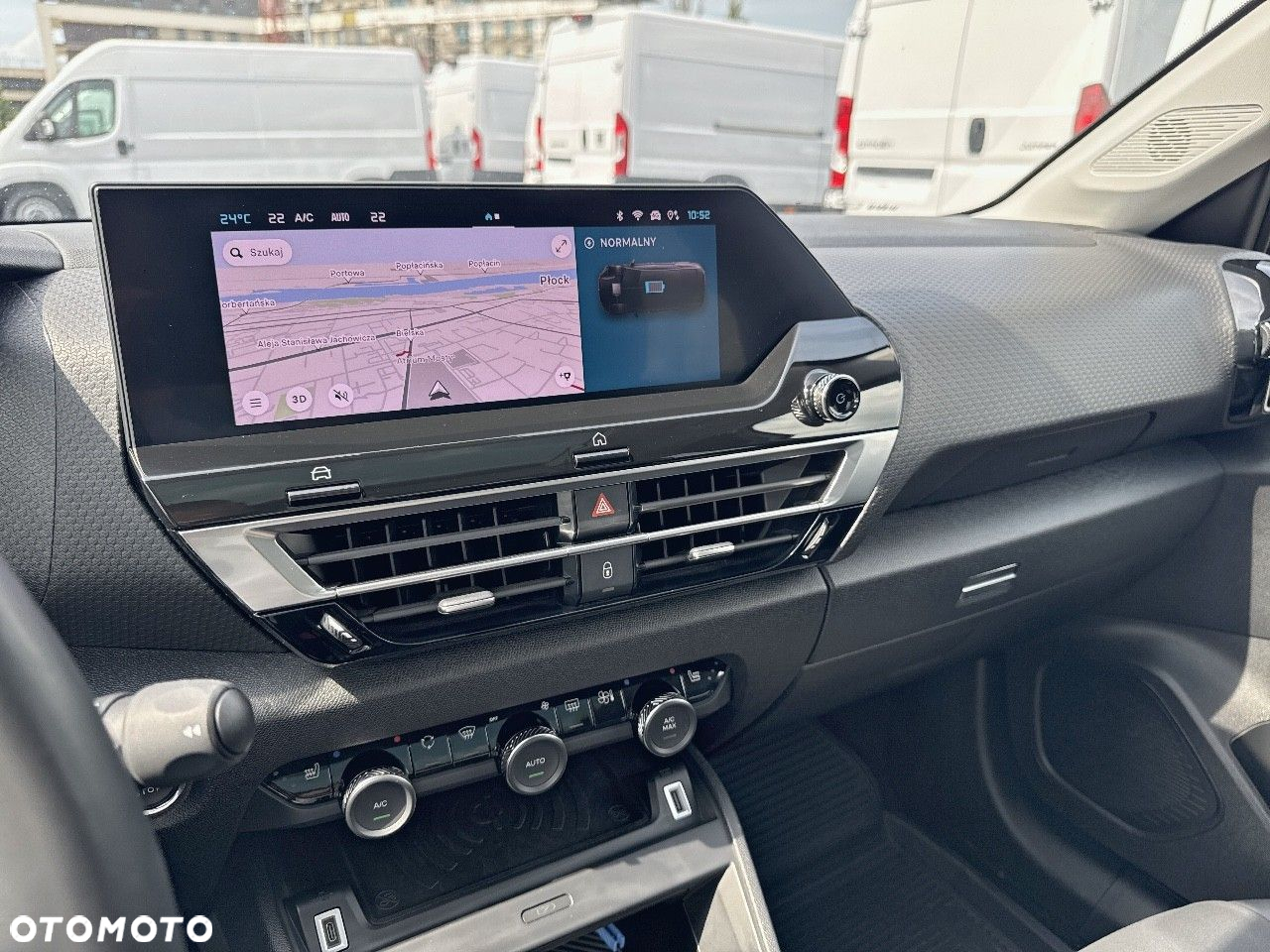 Citroën C4X e-C4 X EV136 50kWh Shine Pack - 16