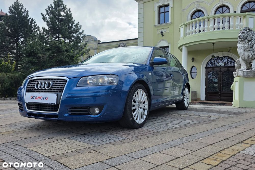 Audi A3 Sportback - 2