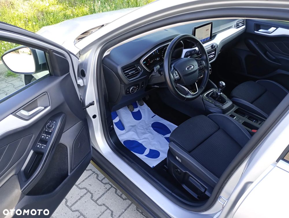 Ford Focus 1.5 EcoBlue Start-Stopp-System TITANIUM STYLE - 8