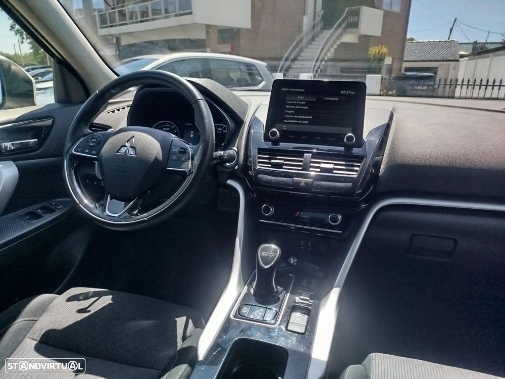 Mitsubishi Eclipse Cross 2.4 PHEV Black Edition - 17