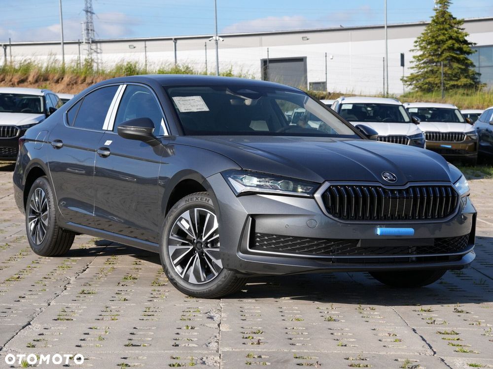 Skoda Superb 2.0 TDI SCR 4x4 Drive DSG - 3