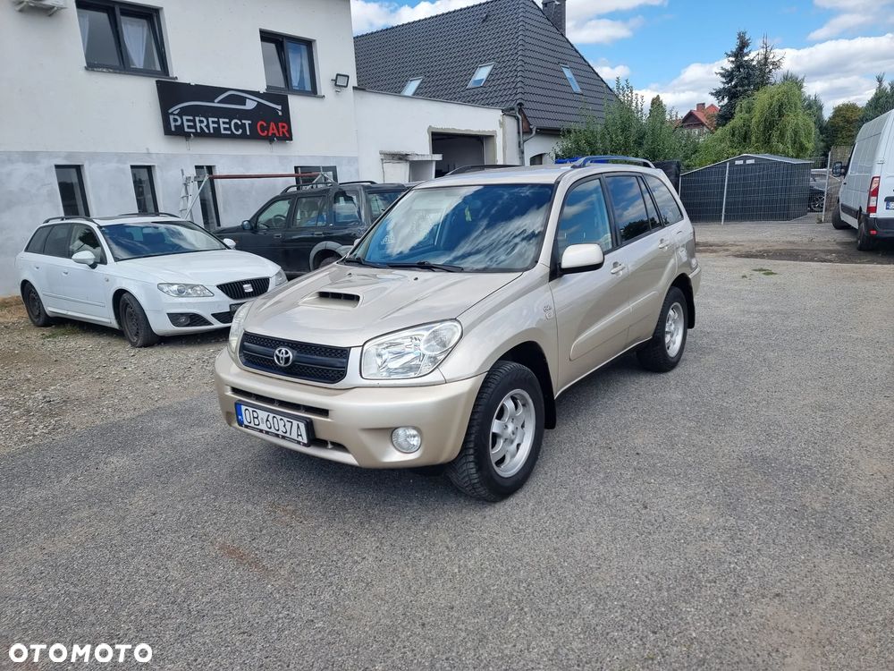 Toyota RAV4 D-4D 4x4 Sol - 16