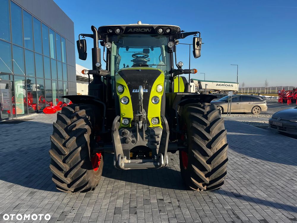 Claas ARION 630 CMATIC - 10