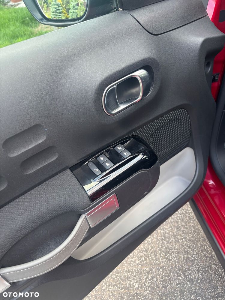 Citroën C3 1.2 PureTech Shine S&S EAT6 - 13