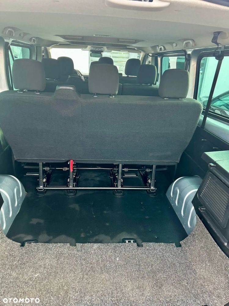 Renault Trafic 2.0 dCi - 8