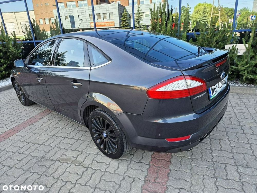 Ford Mondeo 2.0 TDCi Titanium - 17