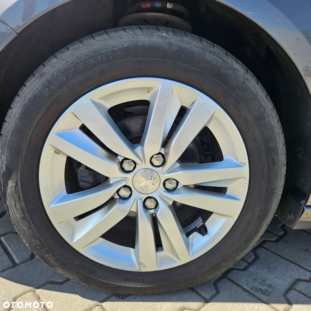 Peugeot 308 1.2 PureTech GPF Active S&S - 21
