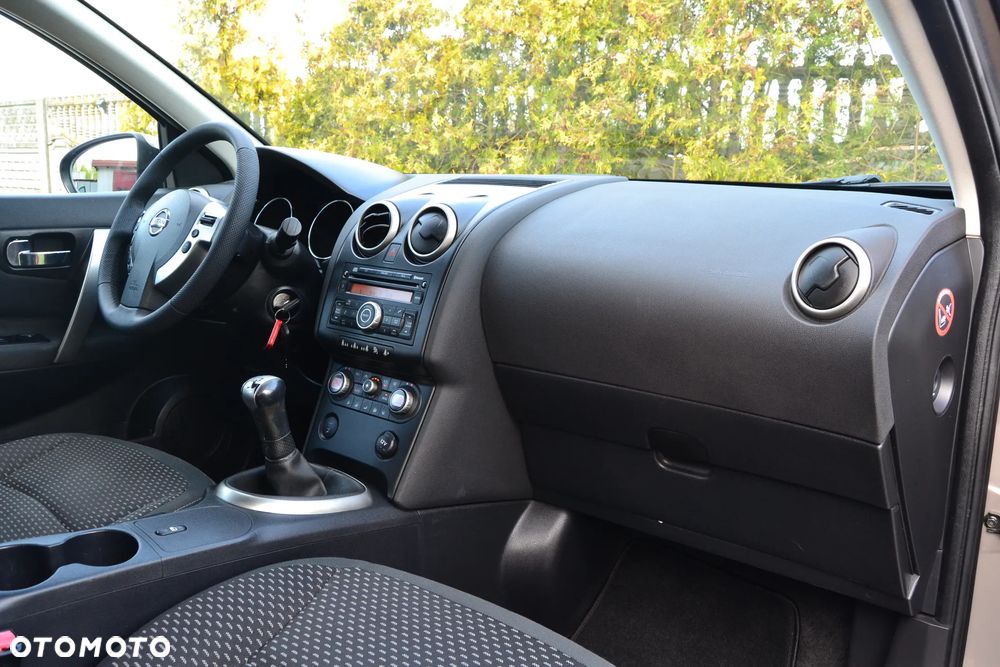 Nissan Qashqai 1.6 Visia - 18