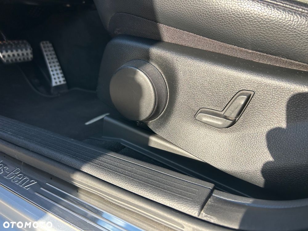 Mercedes-Benz GLK - 22