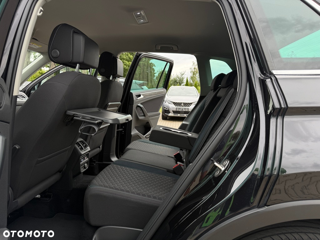 Volkswagen Tiguan 2.0 TDI SCR DSG IQ.DRIVE - 32