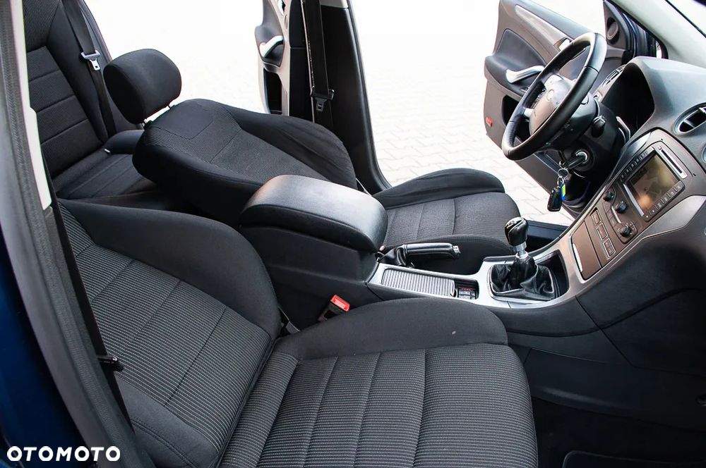 Ford Mondeo 2.0 TDCi Business Edition - 13