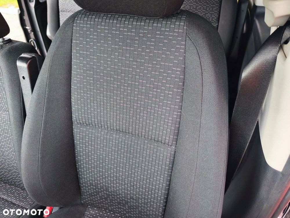 Mercedes-Benz E-Vito - 35
