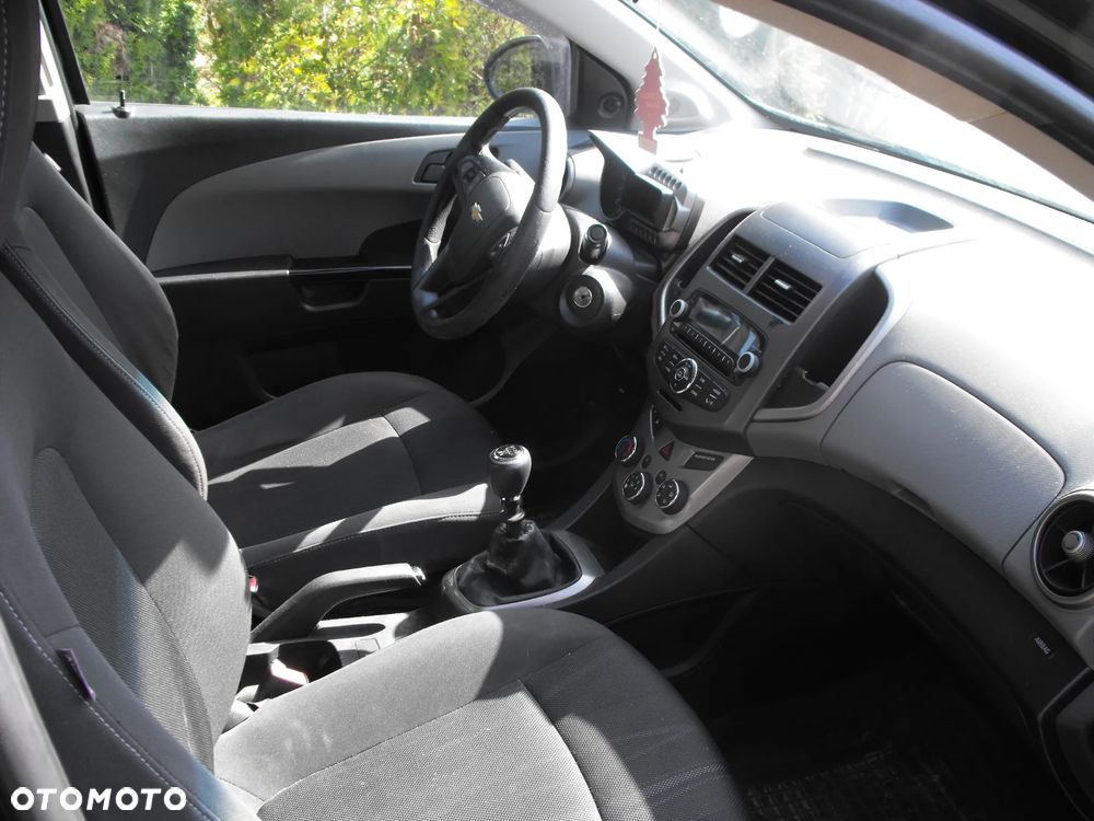 Chevrolet Aveo 1.2 LS+ - 6
