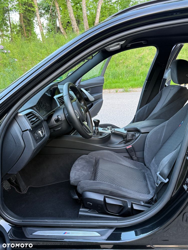BMW Seria 3 318d DPF Edition Sport - 19