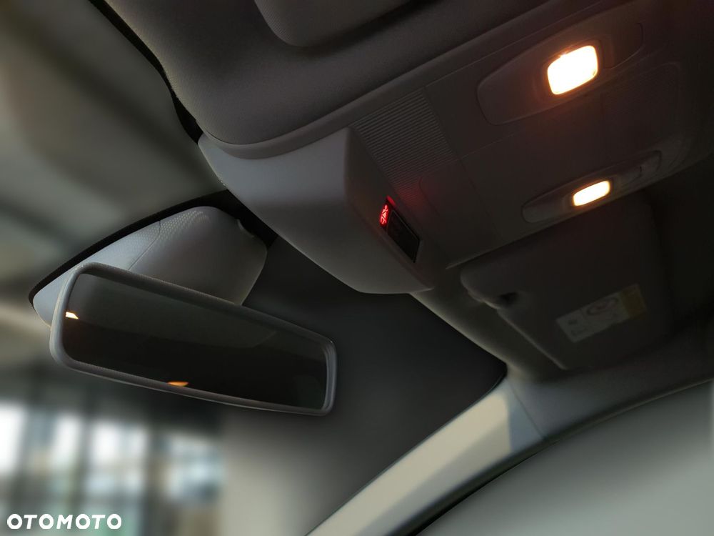 Renault Megane 1.5 Blue dCi Intens EDC - 17