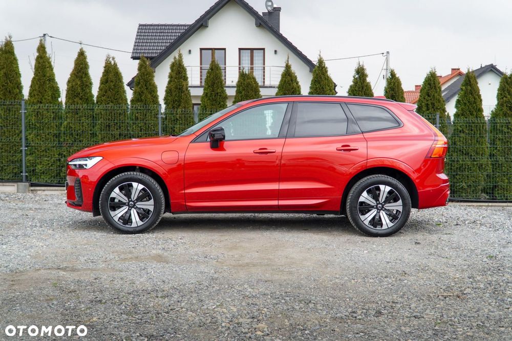 Volvo XC 60 T6 Plug-In Hybrid AWD Plus Dark - 7