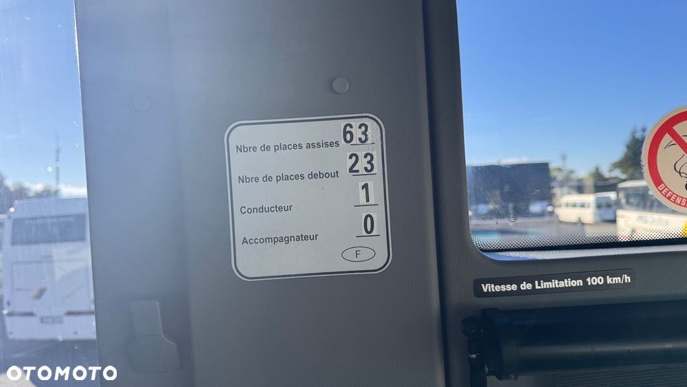 Mercedes-Benz Intouro / Euro 5/ Manual/ Duży fotel/ 64 miejsc /KLIMA / Cena: 159000 zł netto - 17
