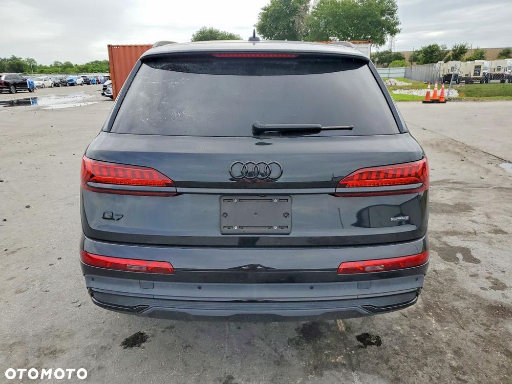 Audi Q7 3.0 TFSI Quattro Tiptronic - 6