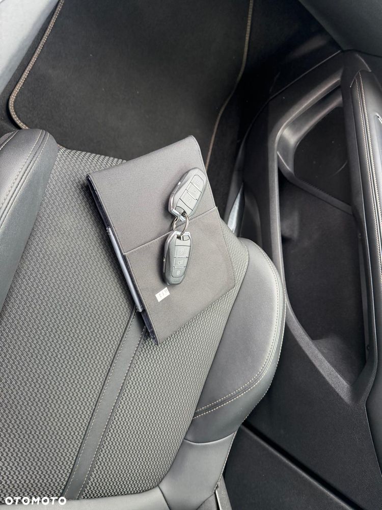Peugeot 5008 PureTech 130 EAT8 Stop & Start GT - 15