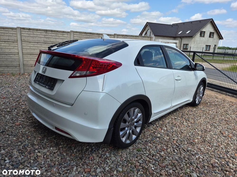 Honda Civic 1.6 i-DTEC Sport Black Edition - 6