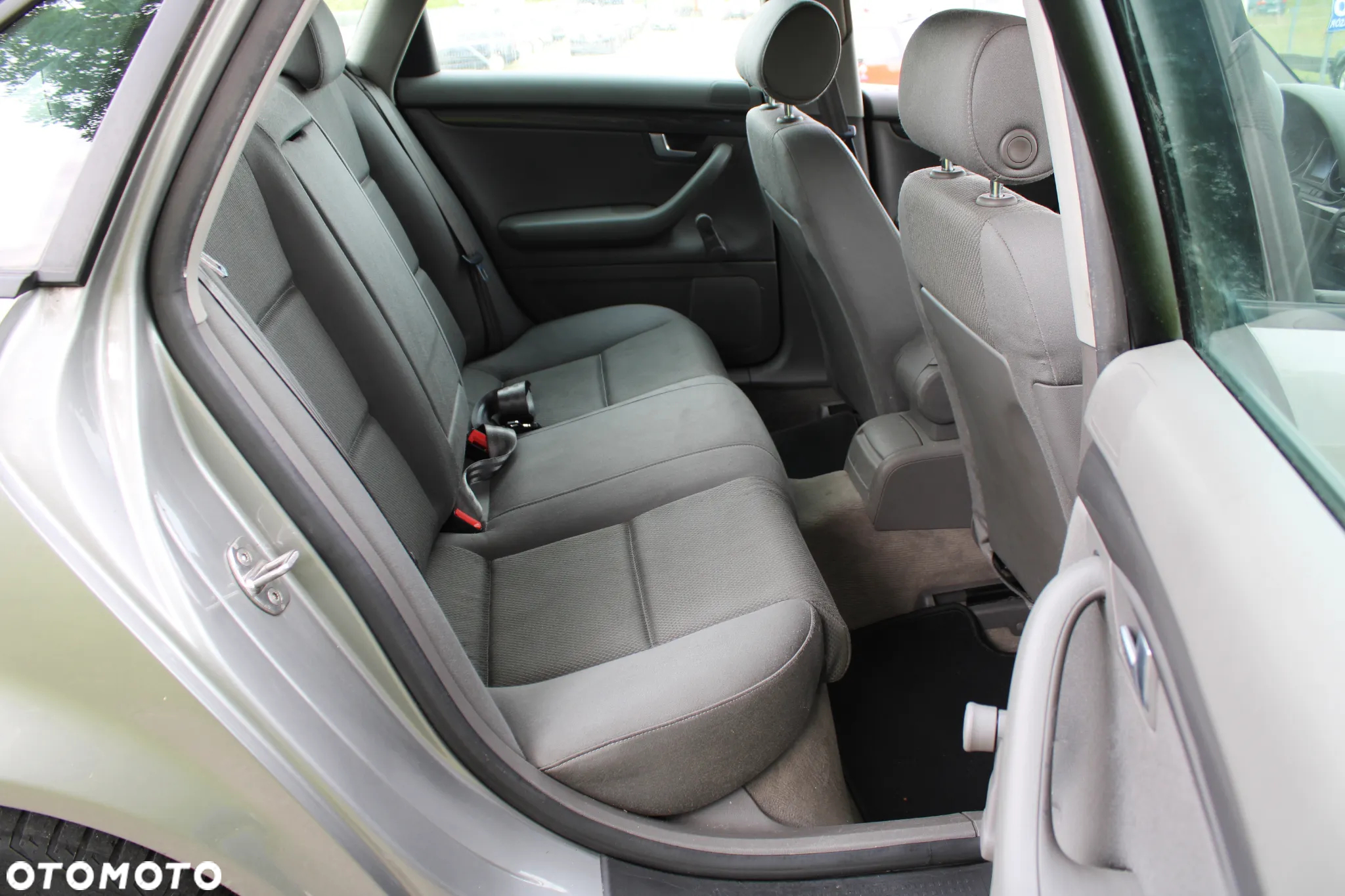 Audi A4 1.6 - 31