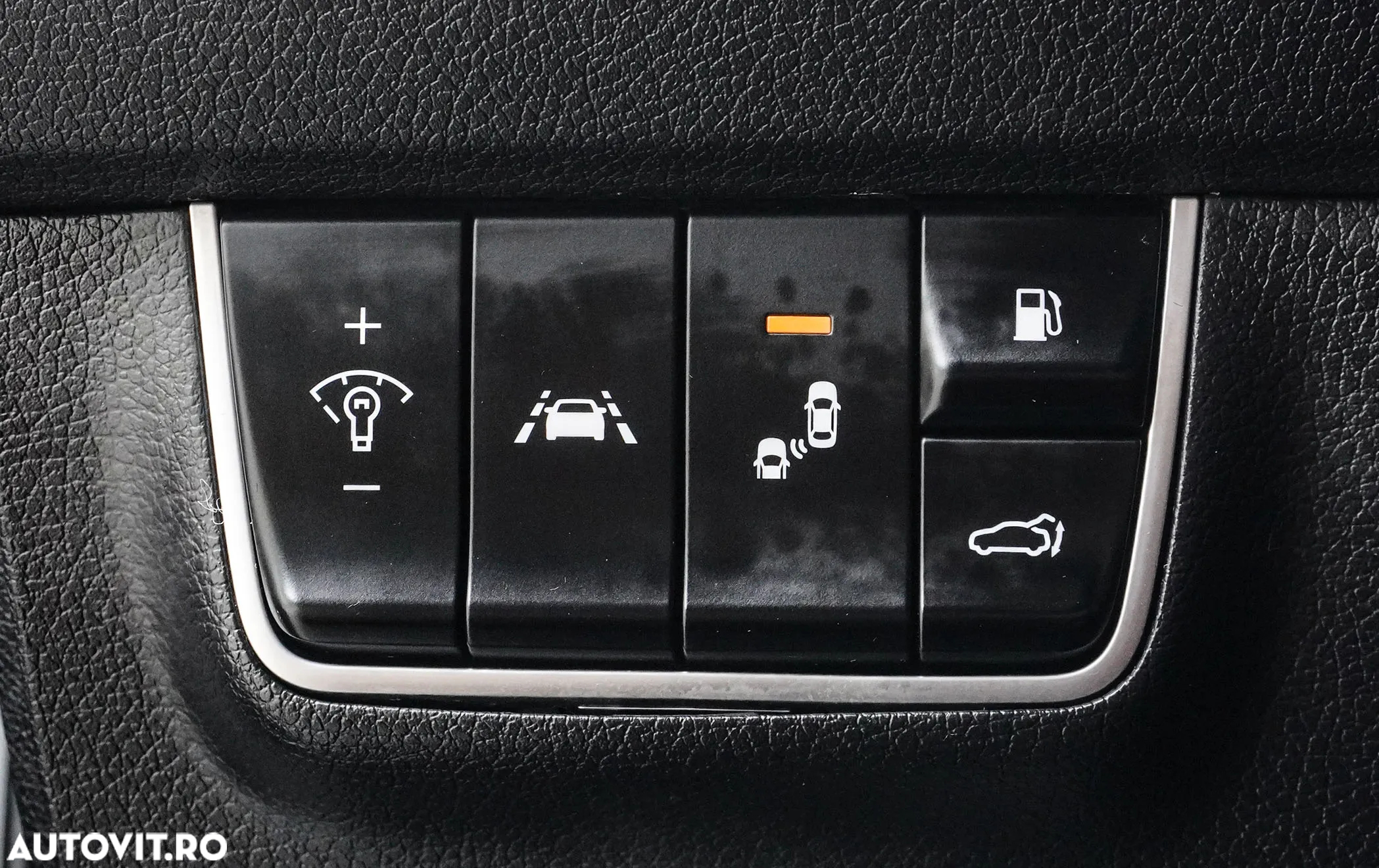 Kia Stinger 3.3 T-GDI AWD GT - 36