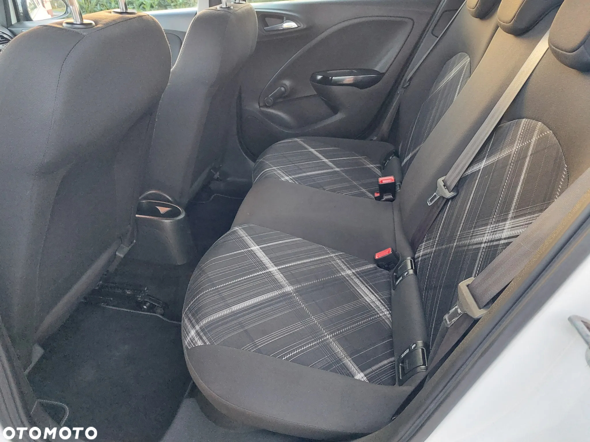 Opel Corsa 1.4 Color Edition S&S - 29