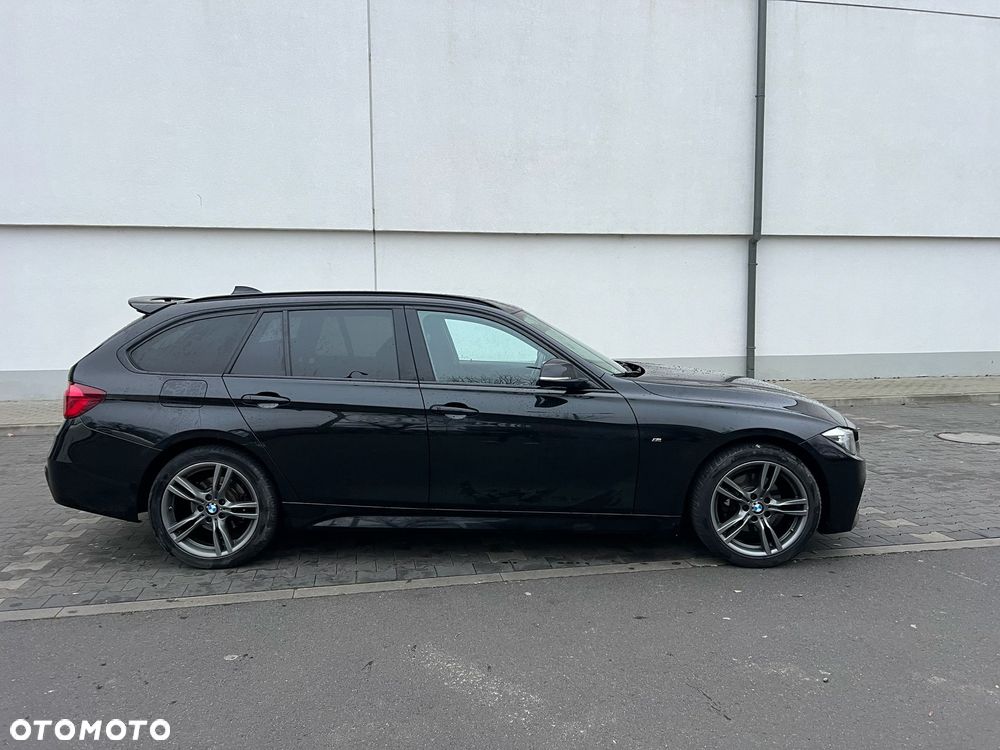 BMW Seria 3 320d M Sport - 9
