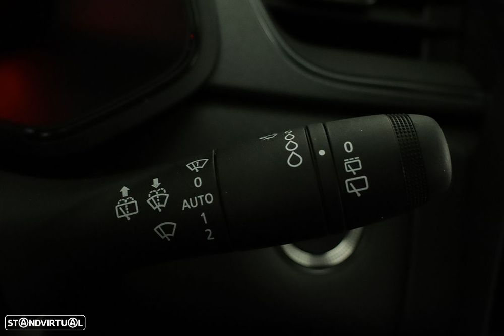 Renault Captur 1.0 TCe Techno Bi-Fuel - 17