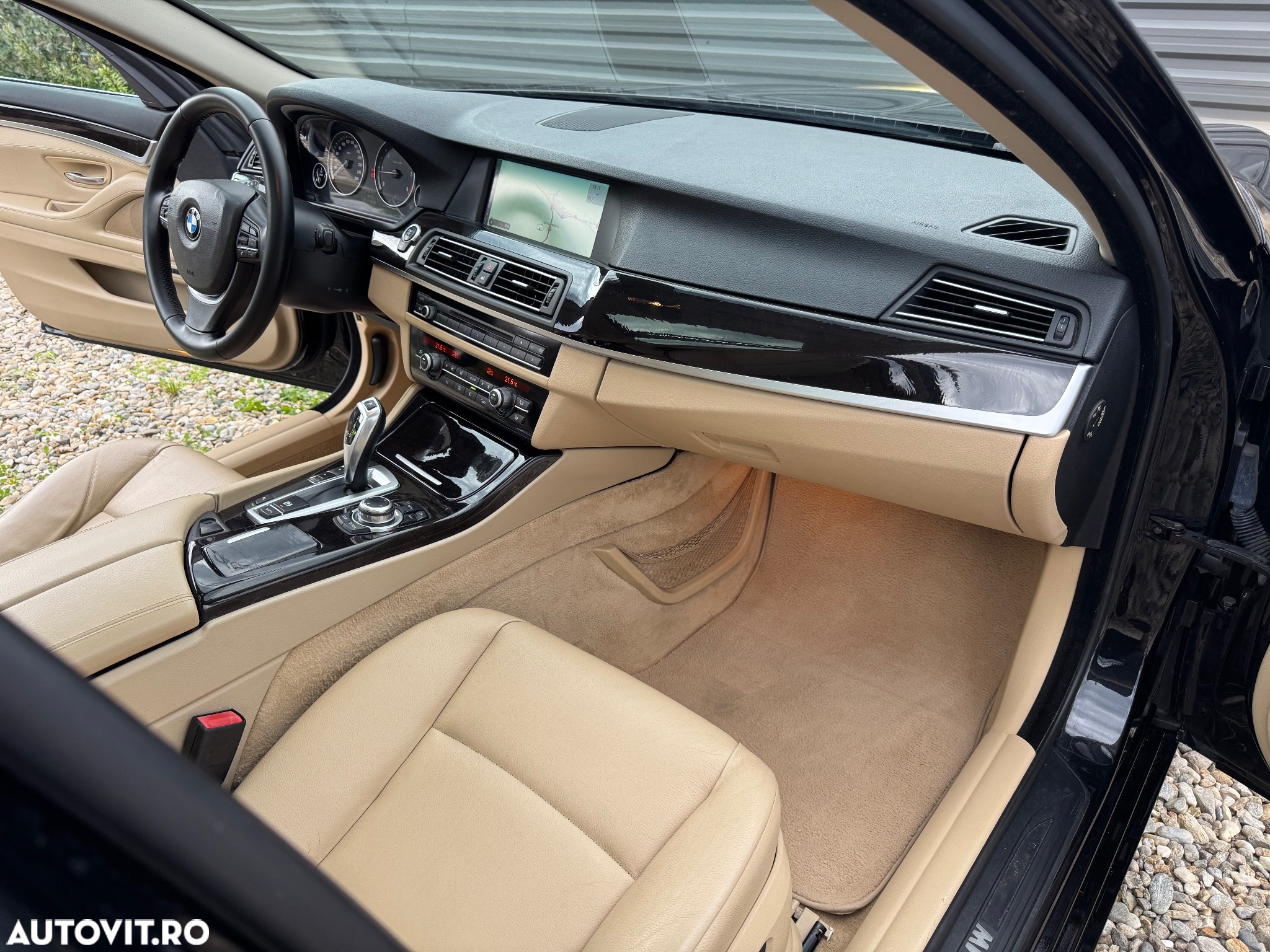 BMW Seria 5 520d Touring Aut. - 6