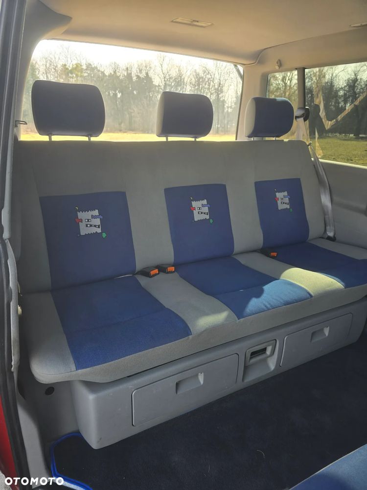 Volkswagen Transporter - 9