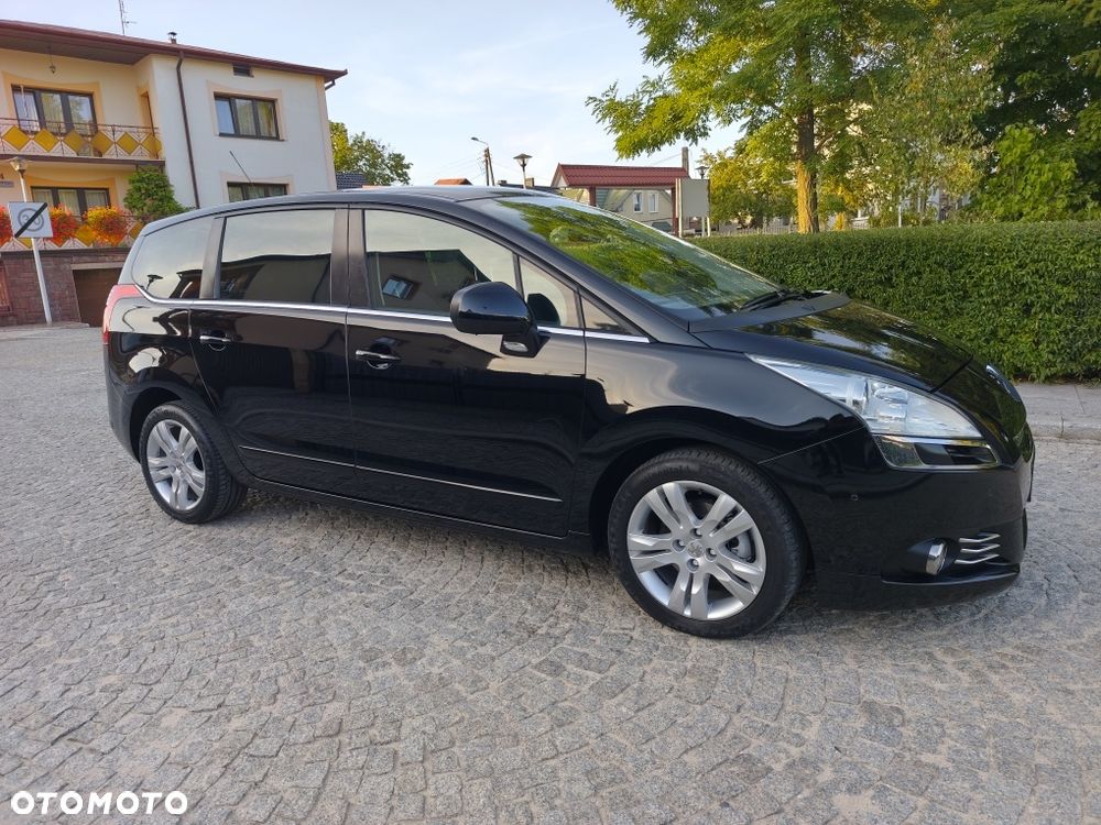 Peugeot 5008 - 5